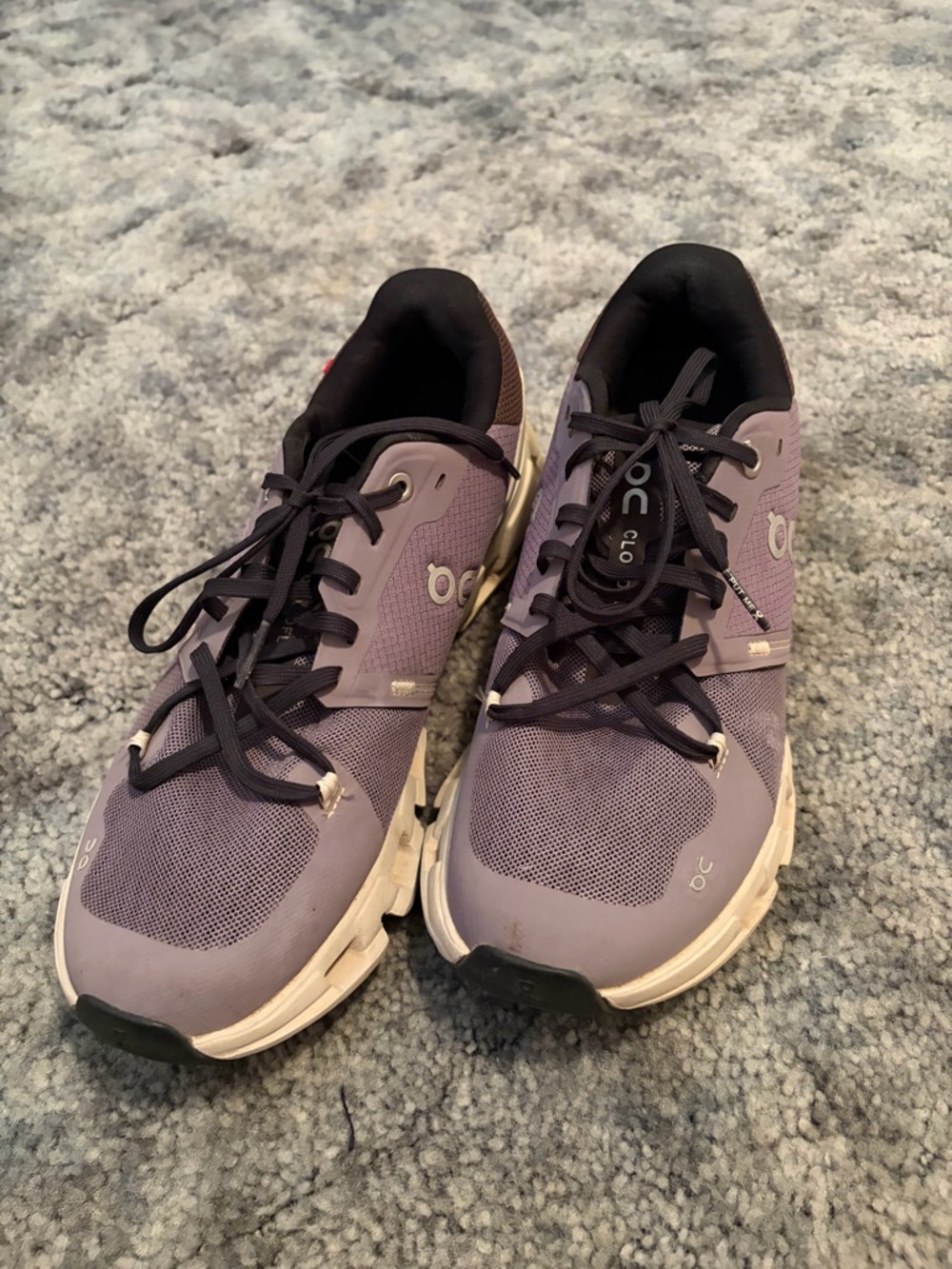 On Women's Lavender Cloud Running Shoes